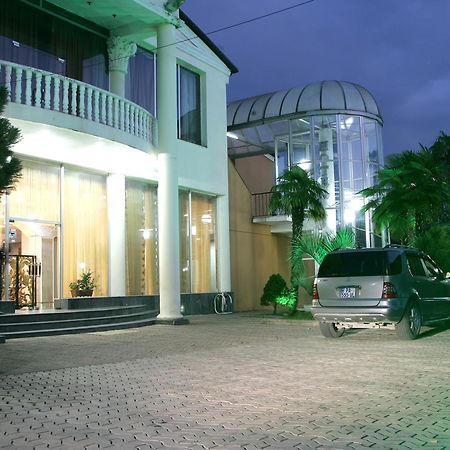 Отель Eleon Кутаиси Экстерьер фото